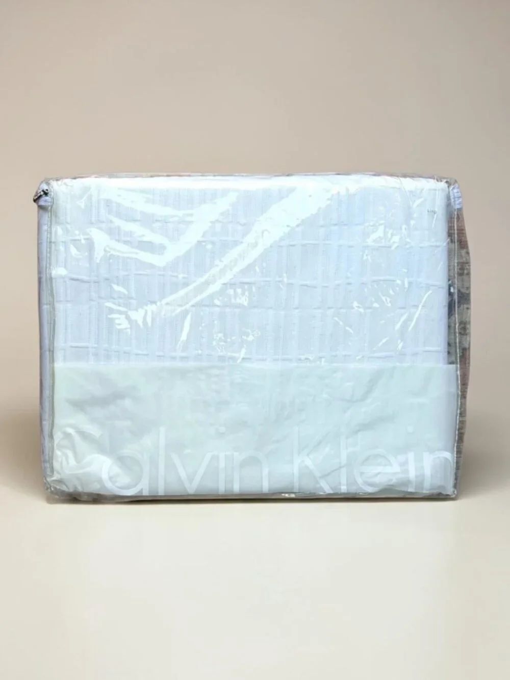Calvin Klein Jagged Grid King Coverlet White Textured Cotton NIP Portugal Hotel